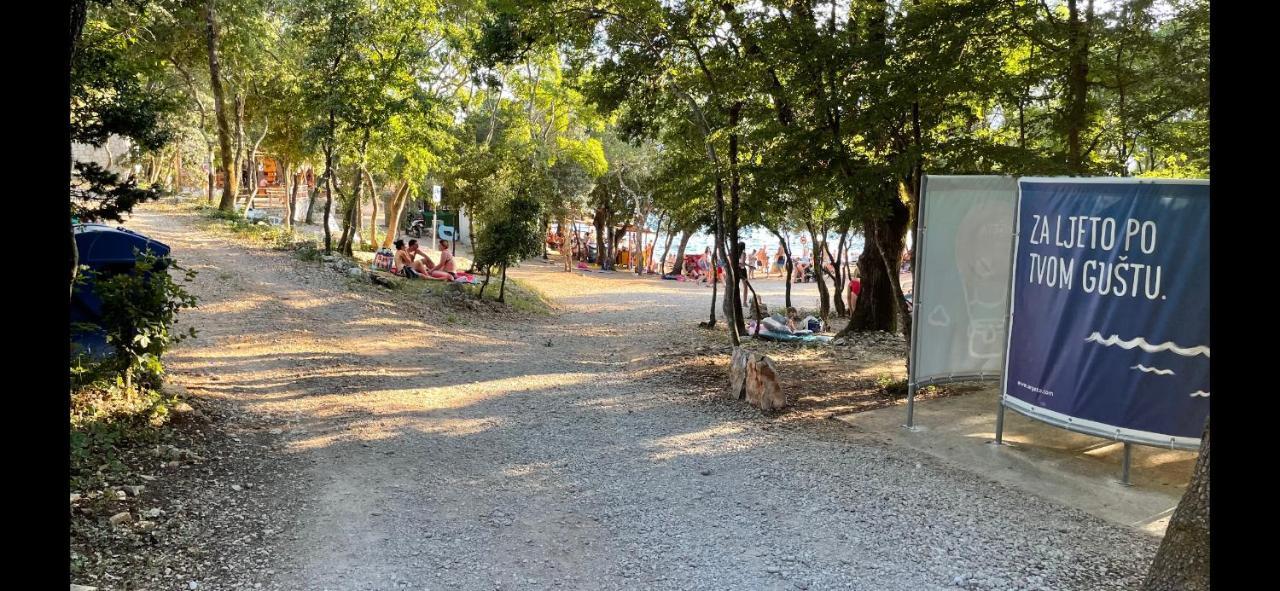 Villa Mira ***** Pinezići Eksteriør billede